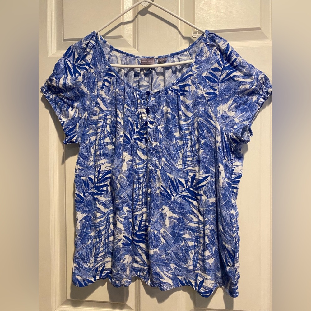 Laura Scott Women’s Short Sleeve Blue & White Patterned Shirt Sz L